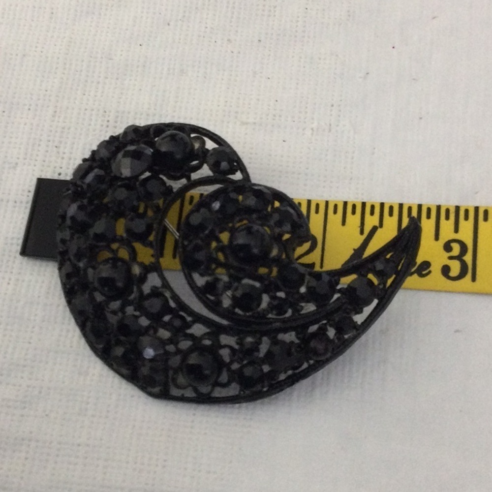 Vintage Black Pin * - Picture 2 of 4